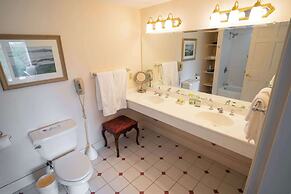 Bluenose Inn - Bar Harbor Collection