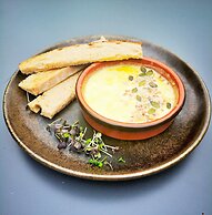 Roganstown Hotel & Country Club