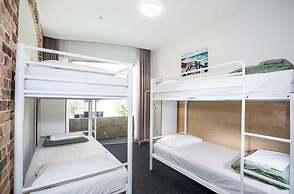 Nomads Sydney - Hostel