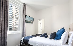 Nomads Sydney - Hostel