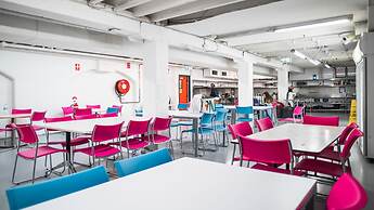 Nomads Sydney - Hostel