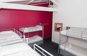 Nomads Sydney - Hostel