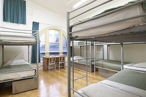 Nomads Sydney - Hostel