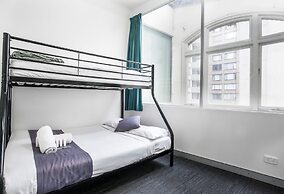 Nomads Sydney - Hostel