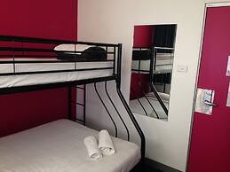 Nomads Sydney - Hostel