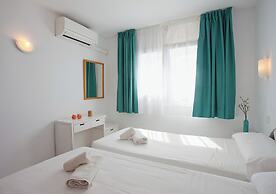 Apartamentos Sol Romántica by DOT Suites