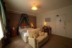Fines Bayliwick Hotel