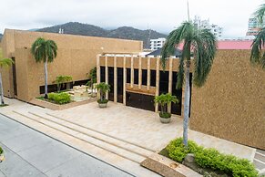 Estelar Santamar Hotel & Centro de Convenciones