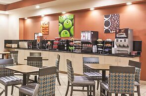 La Quinta Inn & Suites by Wyndham Granbury