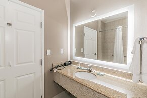 La Quinta Inn & Suites by Wyndham Granbury