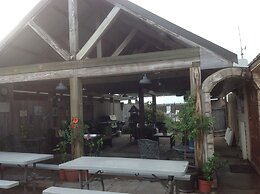 L'Acadie Inn & RV Park