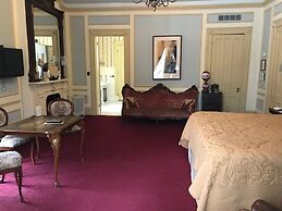 Batcheller Mansion Inn