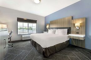 Best Western Plus Appleton Airport/Mall Hotel