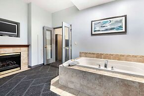 Best Western Plus Appleton Airport/Mall Hotel
