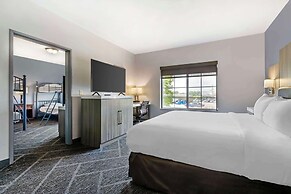 Best Western Plus Appleton Airport/Mall Hotel
