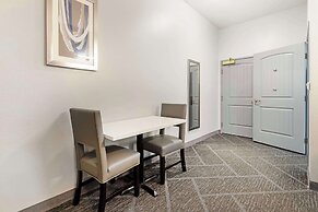 Best Western Plus Appleton Airport/Mall Hotel