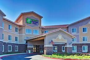 Holiday Inn Express & Suites Beaumont - Oak Valley an IHG Hotel
