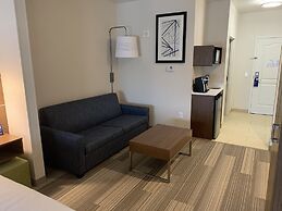 Holiday Inn Express & Suites Beaumont - Oak Valley by IHG