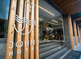 John's Hotel