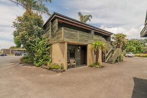 Pacific Harbour Villas