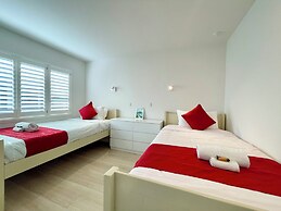 Pacific Harbour Villas