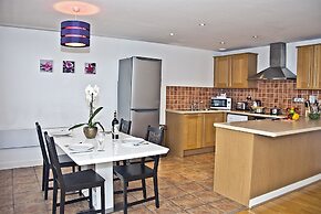 Base Serviced Apartments - Duke Street