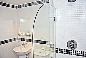 Base Serviced Apartments - Duke Street