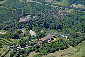 Agriturismo Antico Borgo Poggitazzi