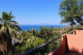 Hotel - Giardino Marchese d'Altavilla