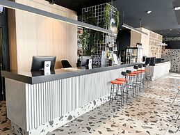 ibis Martigues