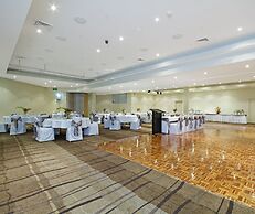 Oaks Hervey Bay Resort and Spa