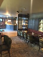 Lahinch Coast Hotel & Suites