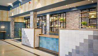 Lahinch Coast Hotel & Suites