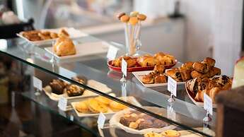 Lahinch Coast Hotel & Suites