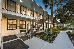 Charleston Creekside Inn