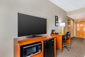 Comfort Inn & Suites Wildwood - The Villages