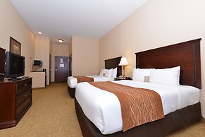Comfort Inn & Suites McMinnville Wine Country