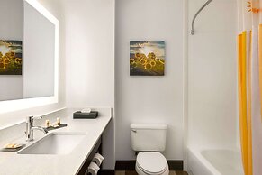 La Quinta Inn & Suites by Wyndham Dublin