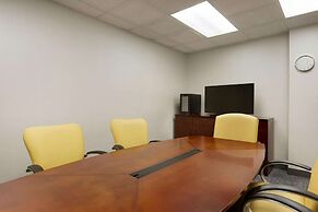 La Quinta Inn & Suites by Wyndham Dublin