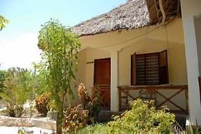 Pakachi Beach Resort & Hotel