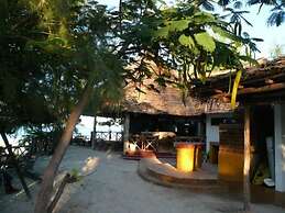 Pakachi Beach Resort & Hotel