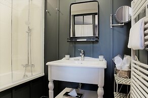 Les Glycines - Hôtel & Spa