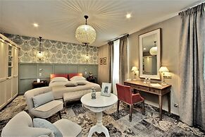 Les Glycines - Hôtel & Spa