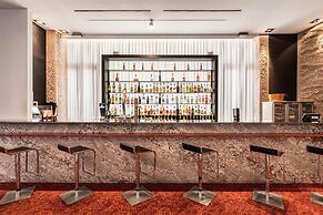 Hilton Madrid Airport