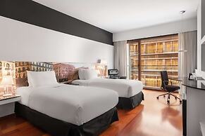 Hilton Madrid Airport