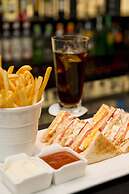 Hilton Madrid Airport