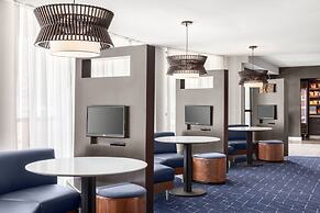 Courtyard by Marriott Portland Airport