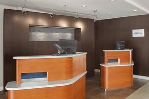 Courtyard by Marriott Portland Airport