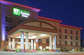Holiday Inn Express Hotel & Suites Wausau by IHG
