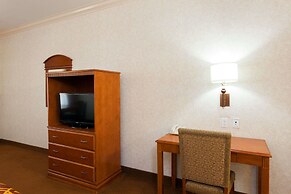 Howard Johnson Hotel & Suites by Wyndham Pico Rivera